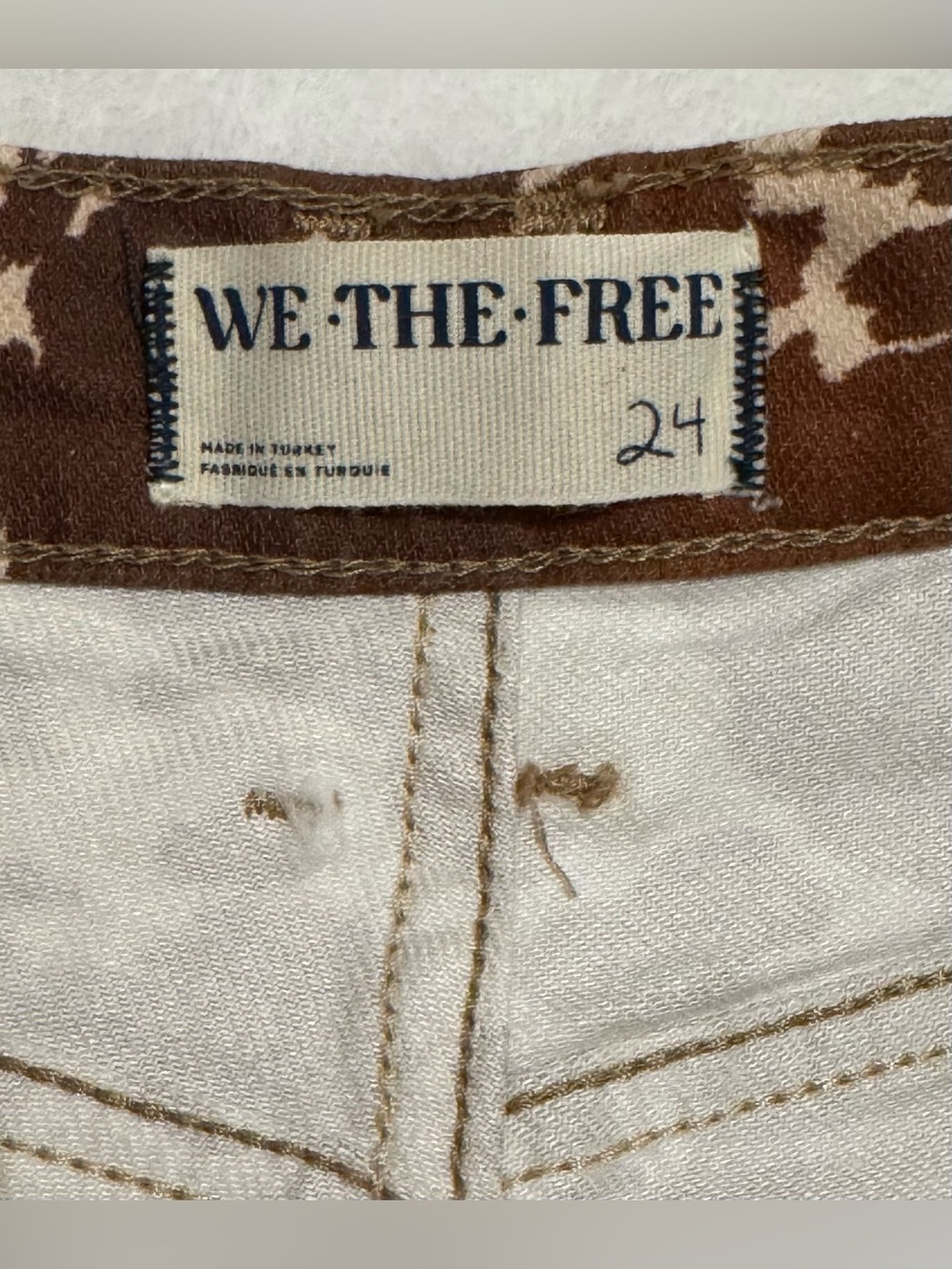 NEW Free People Women’s Cow-Print Risk Taker High Rise Straight Jeans Size 24 - Picture 4 of 9